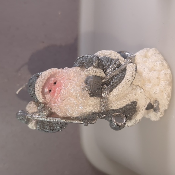 Santa , Tree and Bear Wax Candle Set in Grey, White and Silver - Picture 4 of 11